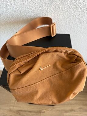 Nike Men's Rust/Tan Belt Bag with Swoosh